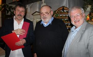 Foto v.l.n.r.: Dietmar Britz, Paul Schneider (Vors. Lichtenau), Hubertus Stollmaier (Vors. Rheinmünster)